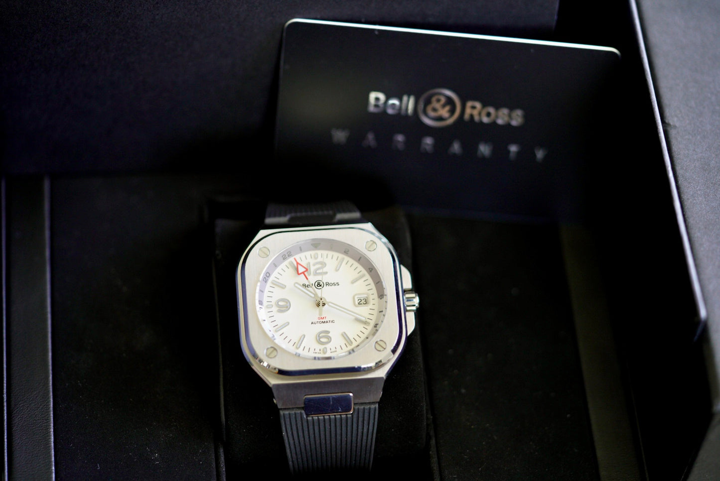 (BR05G-SI-ST/SRB) 2023 Bell & Ross BR-05 GMT White Steel on Rubber