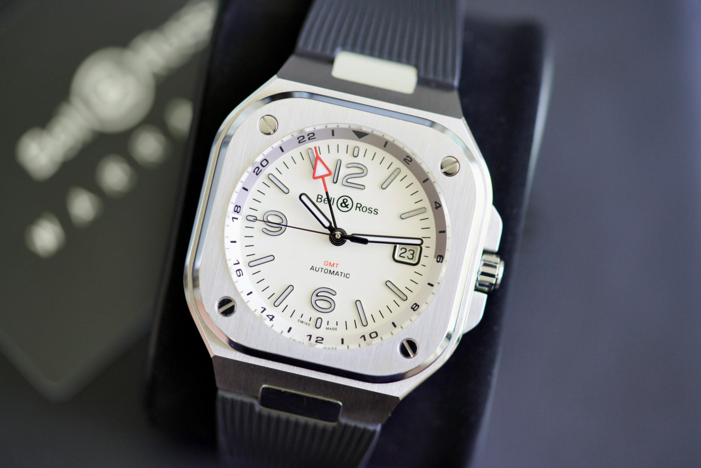 (BR05G-SI-ST/SRB) 2023 Bell & Ross BR-05 GMT White Steel on Rubber